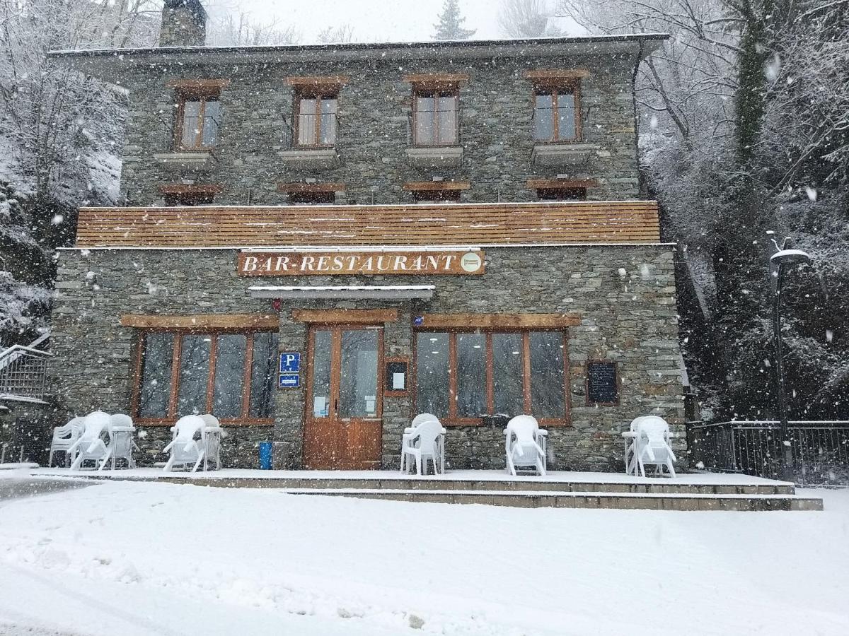 Hostal Les Roquetes เกราลบ์ส ภายนอก รูปภาพ